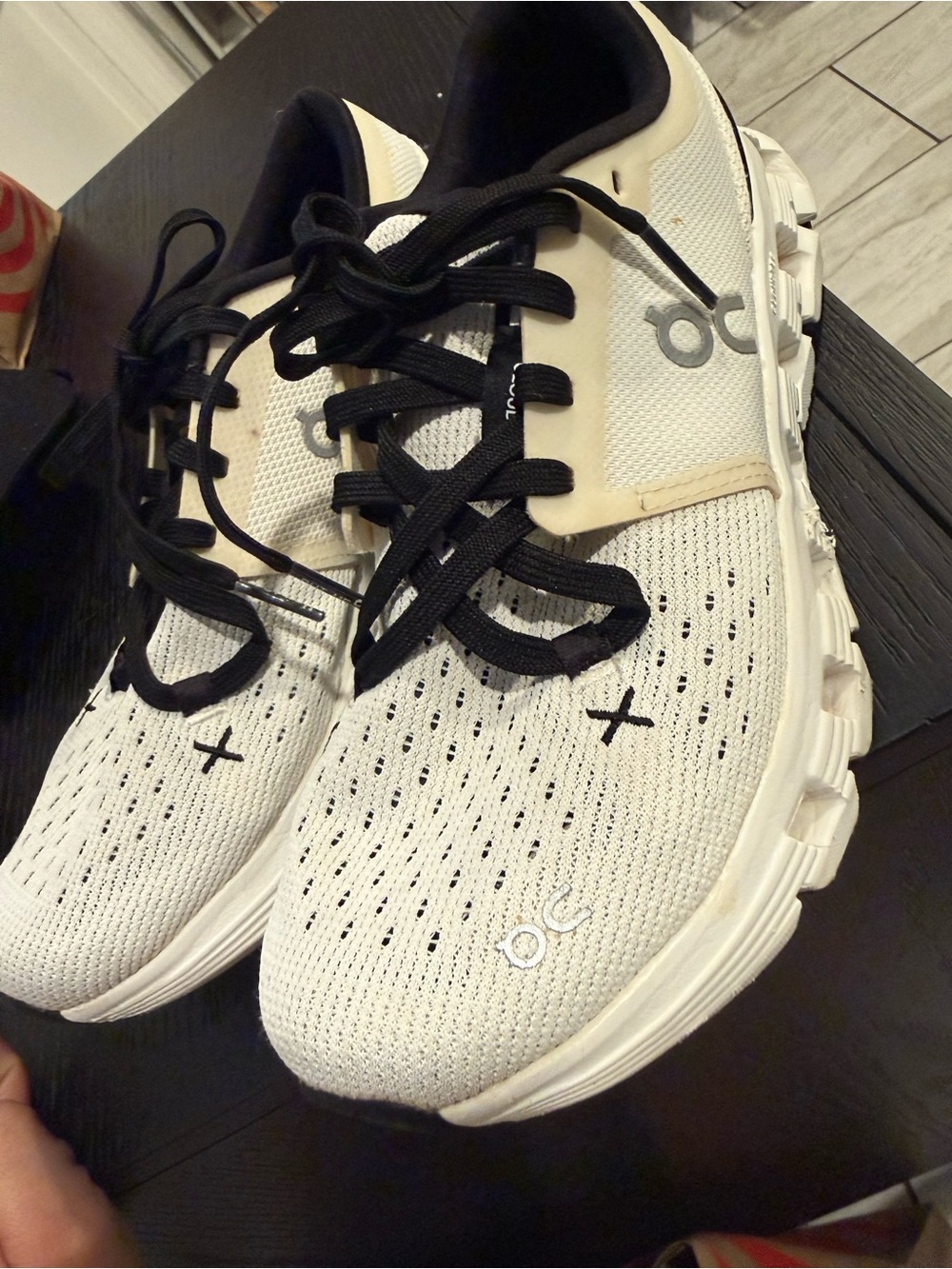 On Running women White and Black Cloud-x 5 training Sneakers